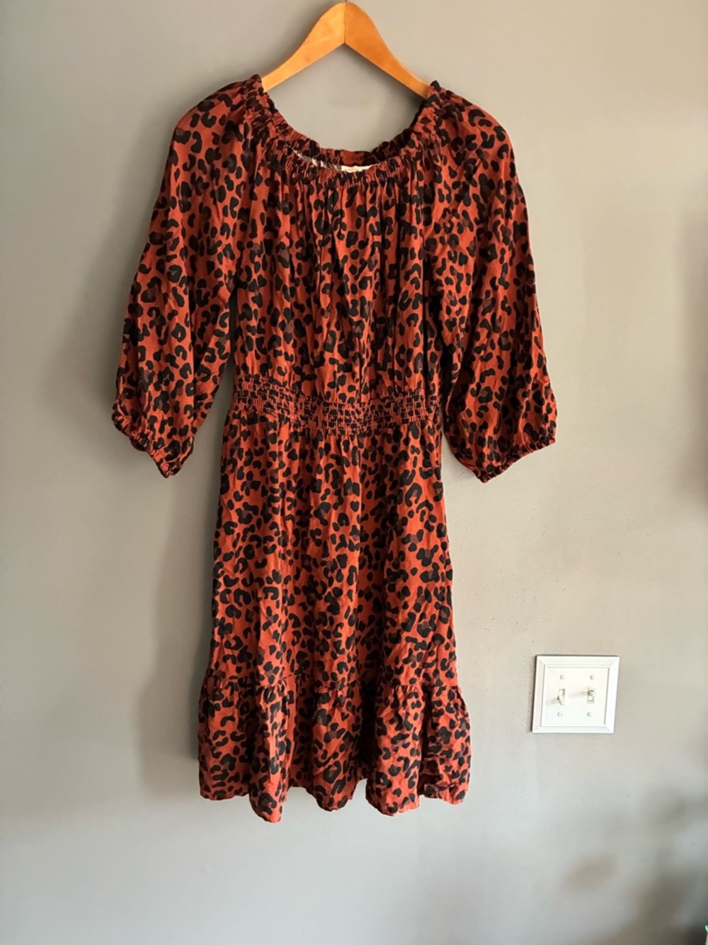 Rust Leopard Print Smocked Waist Midi Dress NWT Size Small - Picture 8 of 8